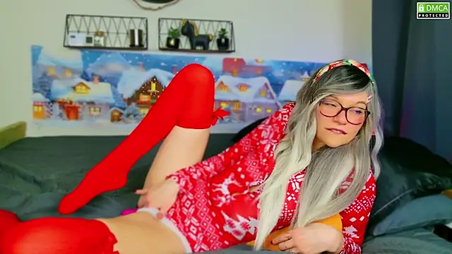 Kittychatte online show from 12-24-24, 07:28