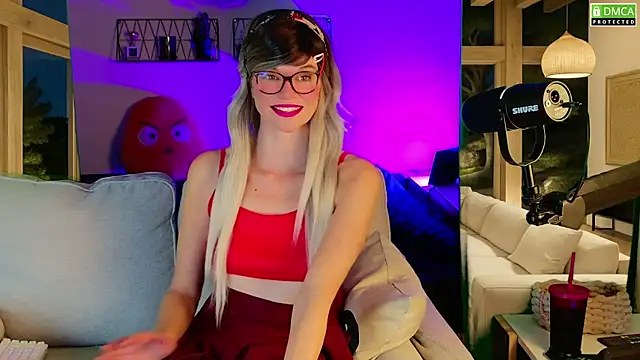 Kittychatte online show from 09-30-25, 08:03