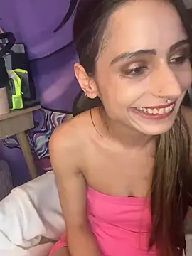 LaPetitechienne1 online show from 01-11-25, 01:01