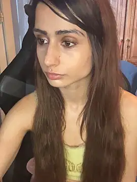 LaPetitechienne1 online show from 01-31-25, 11:13