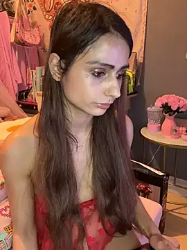 LaPetitechienne1 online show from 02-16-25, 04:31