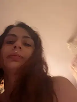 LaPetitechienne1 online show from 03-18-25, 08:25