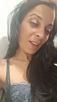 patatinahot87 online show from 08-01-26, 08:08