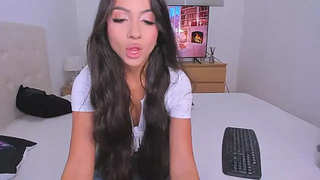 Your Girl69XXX online show from 09-25-25, 08:34