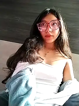 Snapshot of Umaru_uwu chatting on 03-25-26, 03:29 Umaru uwu online show from 03-25-26, 03:29