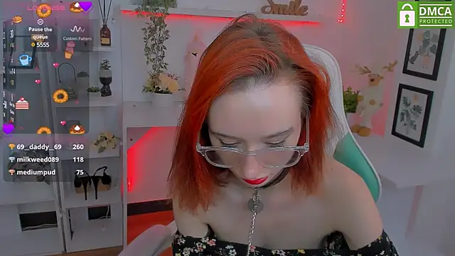 Snapshot of Katia_Kim chatting on 03-20-25, 12:43 Katia Kim online show from 03-20-25, 12:43