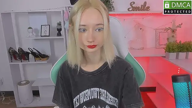 Snapshot of Katia_Kim chatting on 10-09-25, 05:38 Katia Kim online show from 10-09-25, 05:38