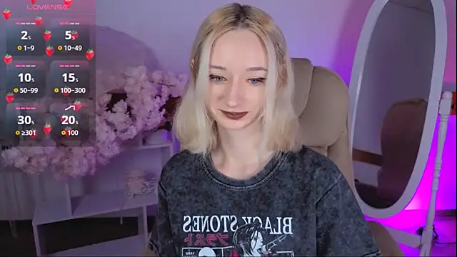 Snapshot of Katia_Kim chatting on 11-10-25, 06:45 Katia Kim online show from 11-10-25, 06:45