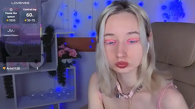 Snapshot of Katia_Kim chatting on 01-06-26, 06:28 Katia Kim online show from 01-06-26, 06:28