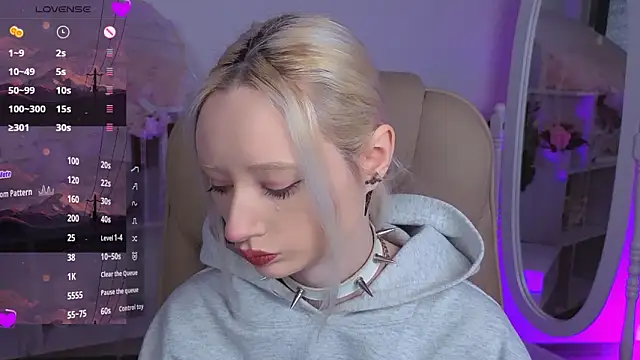 Snapshot of Katia_Kim chatting on 02-04-26, 06:30 Katia Kim online show from 02-04-26, 06:30