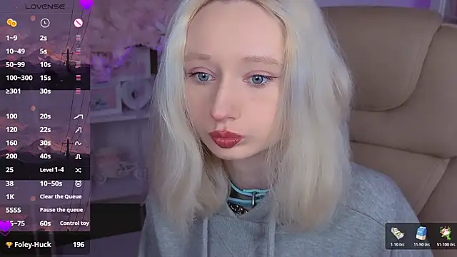 Snapshot of Katia_Kim chatting on 02-07-26, 06:28 Katia Kim online show from 02-07-26, 06:28