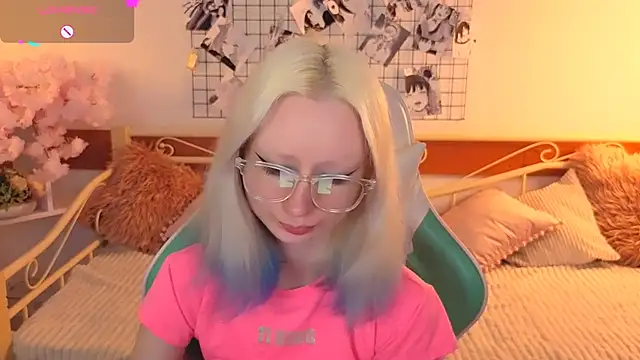 Snapshot of Katia_Kim chatting on 02-24-26, 06:22 Katia Kim online show from 02-24-26, 06:22