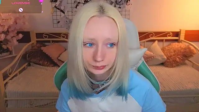 Snapshot of Katia_Kim chatting on 02-28-26, 06:14 Katia Kim online show from 02-28-26, 06:14