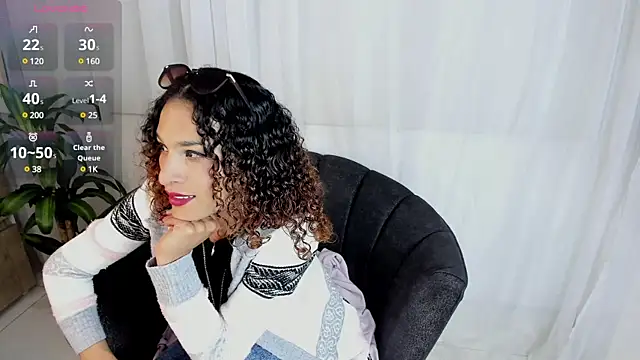 Snapshot of StefanyMiler chatting on 12-27-24, 03:42 StefanyMiler online show from 12-27-24, 03:42