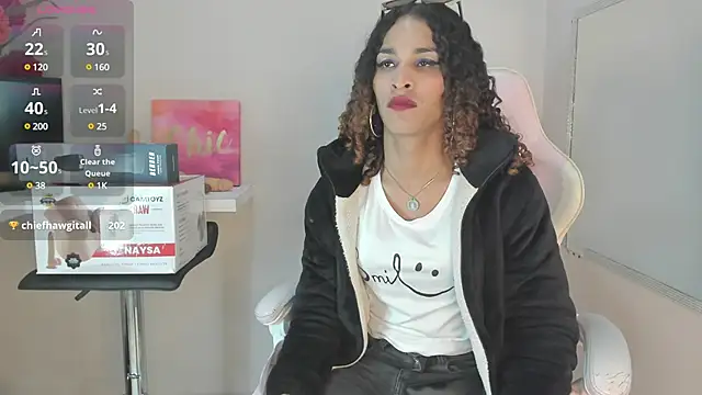 Snapshot of StefanyMiler chatting on 03-19-25, 04:47 StefanyMiler online show from 03-19-25, 04:47