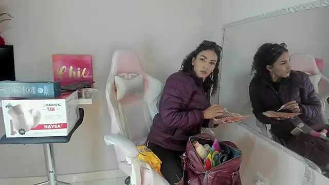Snapshot of StefanyMiler chatting on 03-20-25, 09:37 StefanyMiler online show from 03-20-25, 09:37