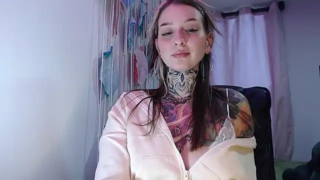 Snapshot of agatha_ink3 chatting on 01-17-25, 10:12 agatha ink3 online show from 01-17-25, 10:12