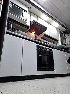 Sam Sara online show from 04-13-26, 05:35