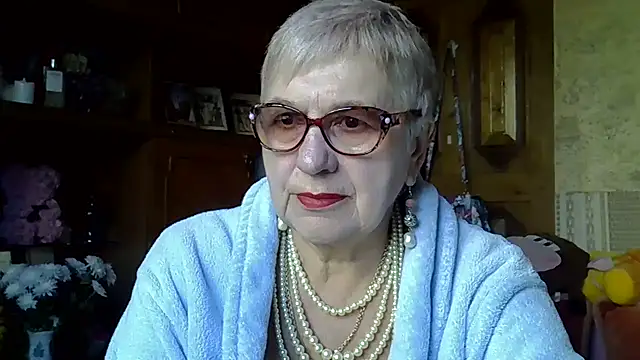 Snapshot of SweetCherry27 chatting on 10-15-25, 05:29 SweetCherry27 online show from 10-15-25, 05:29