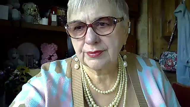 Snapshot of SweetCherry27 chatting on 10-16-25, 05:41 SweetCherry27 online show from 10-16-25, 05:41