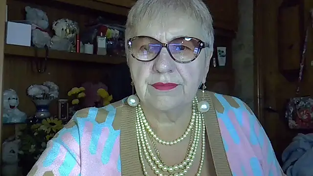 Snapshot of SweetCherry27 chatting on 10-21-25, 03:51 SweetCherry27 online show from 10-21-25, 03:51
