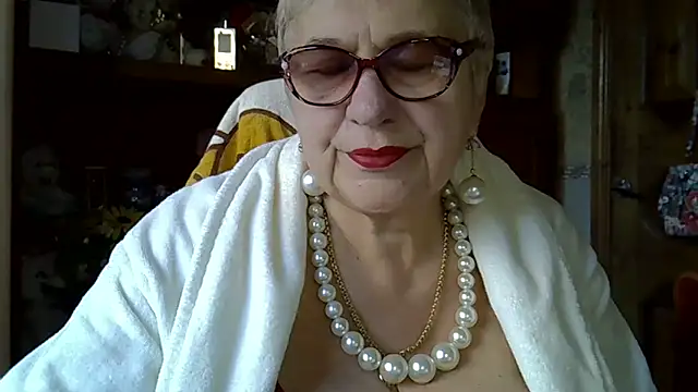 Snapshot of SweetCherry27 chatting on 10-30-25, 05:20 SweetCherry27 online show from 10-30-25, 05:20