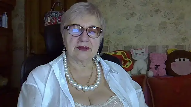 Snapshot of SweetCherry27 chatting on 12-04-25, 05:39 SweetCherry27 online show from 12-04-25, 05:39