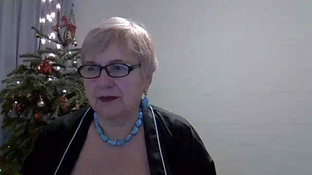 Snapshot of SweetCherry27 chatting on 01-13-26, 07:13 SweetCherry27 online show from 01-13-26, 07:13