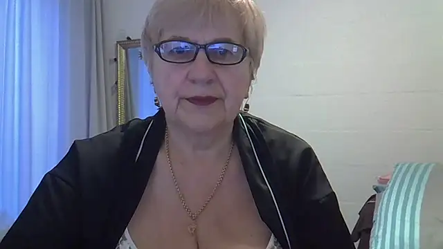 Snapshot of SweetCherry27 chatting on 03-13-26, 06:09 SweetCherry27 online show from 03-13-26, 06:09