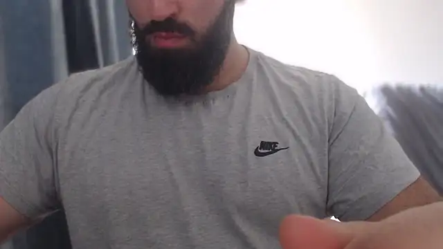 hugemachohandsome online show from 10-07-25, 09:06