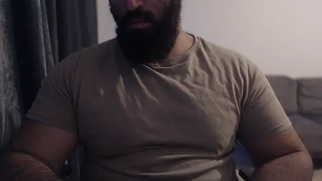 hugemachohandsome online show from 11-08-25, 06:35