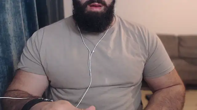 hugemachohandsome online show from 11-11-25, 09:48