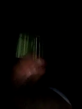 Snapshot of Ucuncuolurumm chatting on 11-27-25, 12:02 Ucuncuolurumm online show from 11-27-25, 12:02
