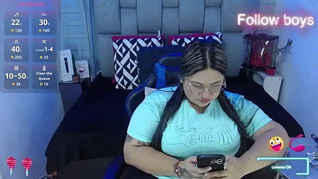 evelin zaens online show from 11-07-25, 04:12