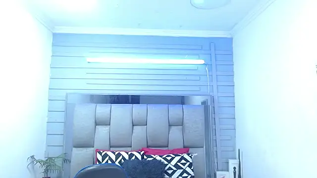 evelin zaens online show from 03-22-26, 04:05