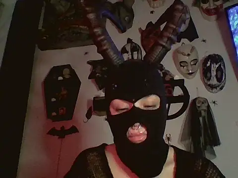 FeticheMacabre online show from 09-13-25, 05:40