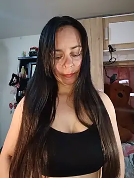 Snapshot of johannatb chatting on 07-21-26, 01:08 johannatb online show from 07-21-26, 01:08