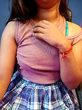 Snapshot of Aditi_1 chatting on 02-13-25, 12:13 Aditi 1 online show from 02-13-25, 12:13