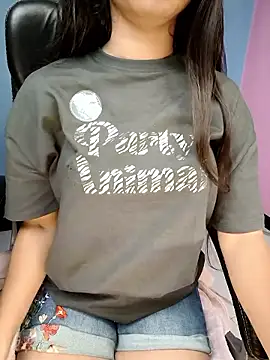 Snapshot of Aditi_1 chatting on 01-06-26, 01:42 Aditi 1 online show from 01-06-26, 01:42