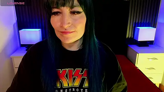 alicia moom online show from 06-26-26, 08:02