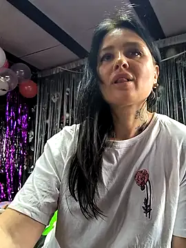 KikiXRed online show from 03-03-26, 11:27