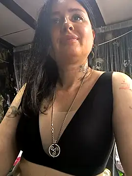 KikiXRed online show from 07-21-26, 11:12