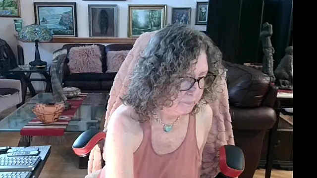 littlepistol01 online show from 06-20-26, 02:09