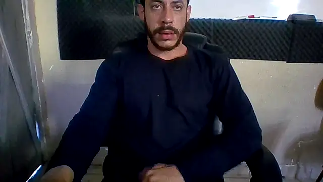 MachoScorpionCaralho online show from 09-18-25, 11:12