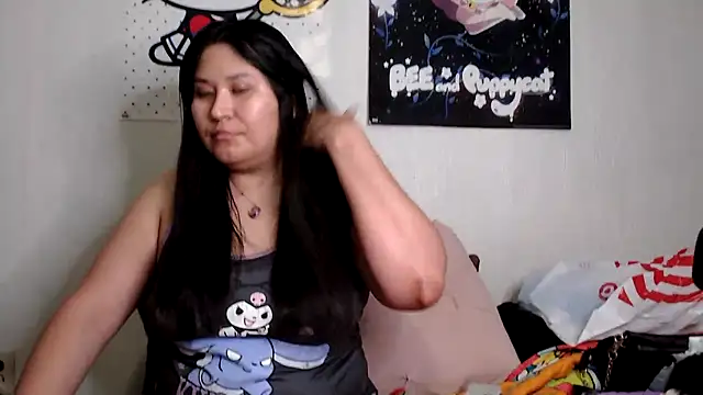 Cupcakecutie449 online show from 03-06-25, 04:08