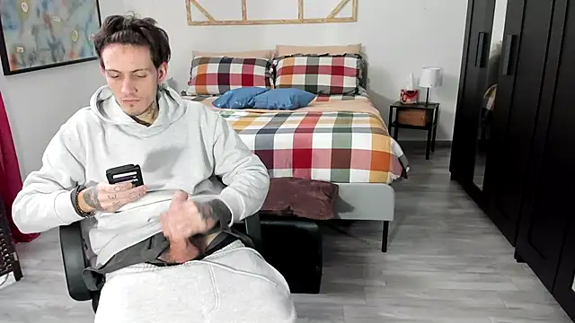xxxciro13xxx online show from 02-05-25, 10:08
