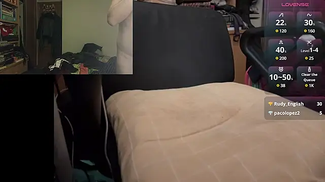 curiosillo83 online show from 03-19-25, 05:41