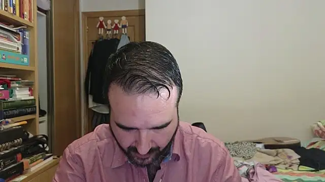 curiosillo83 online show from 10-30-25, 09:59