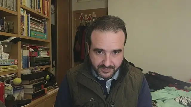 curiosillo83 online show from 01-14-26, 03:39