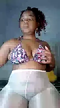 Snapshot of Sexypresh302 chatting on 02-17-25, 10:36 Sexypresh302 online show from 02-17-25, 10:36